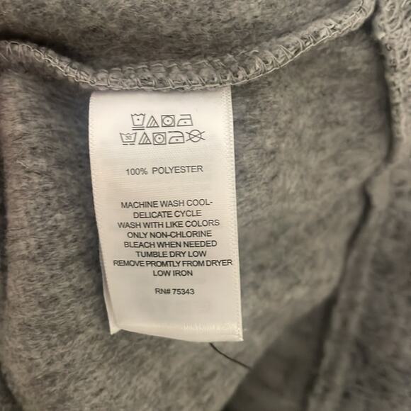 NWT Telluride clothing company men’s grey sweater with buttons - Picture 7 of 7